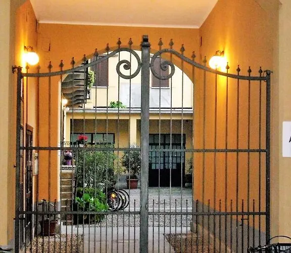 Da Simone Sui Navigli * ميلان
